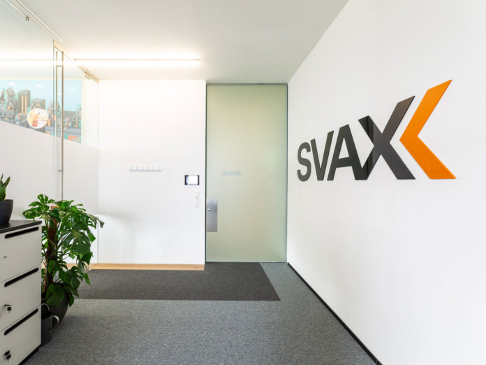 SVAX_Buero_Acryl-Logo