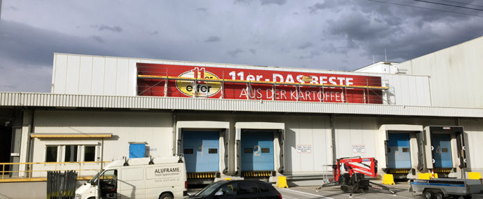 Montage, Bannerwerbung, Textilspannrahmen, 11er Frastanz