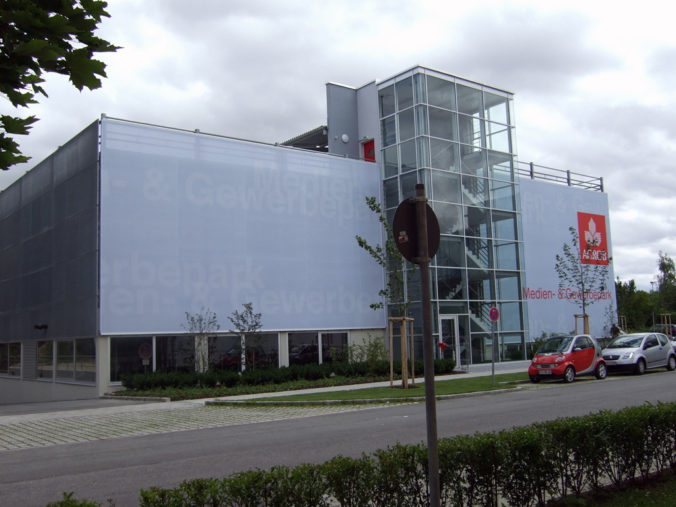 Textilfassade, Textilspannrahmen, Agrob, Ismaning