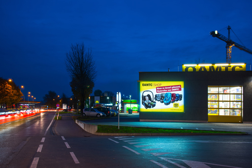 Leuchtrahmen, Textilspannrahmen, OEAMTC